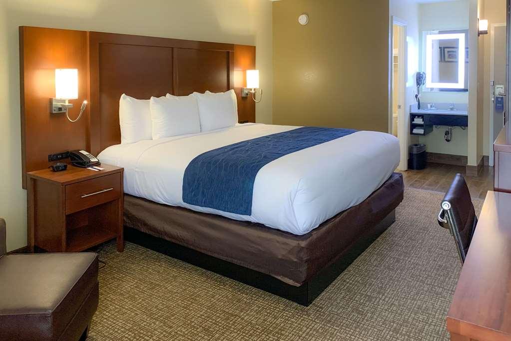 Comfort Inn Nashville - Opryland Area Room photo