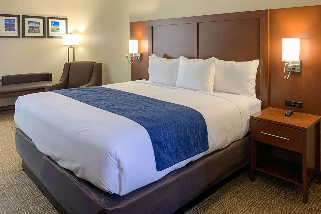 Comfort Inn Nashville - Opryland Area Room photo